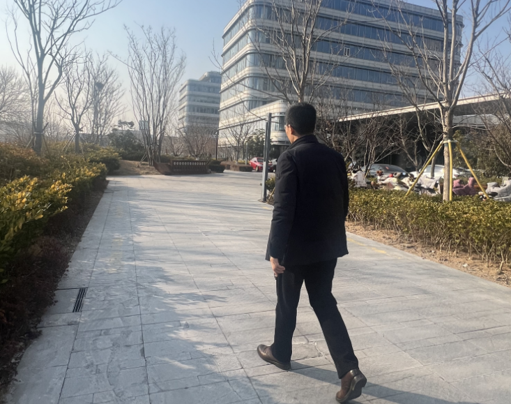 潍坊王易明.png