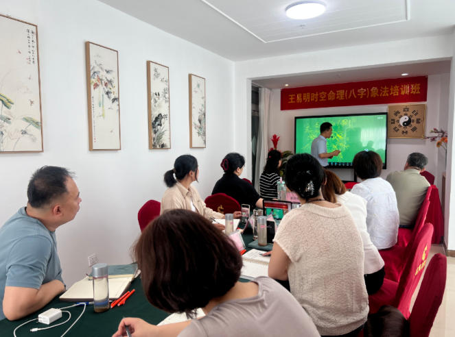 潍坊王易明.jpg 潍坊王易明.jpg